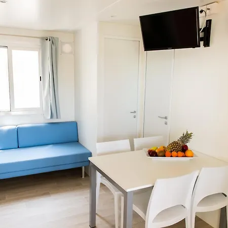 Salinello Village Tatil parkı