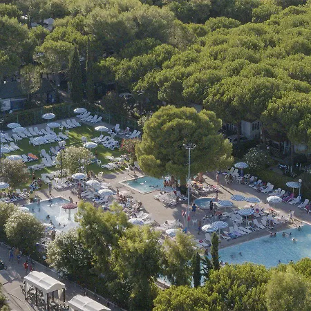 Tatil parkı Salinello Village *