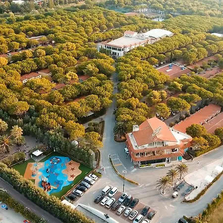 Salinello Village Tatil parkı