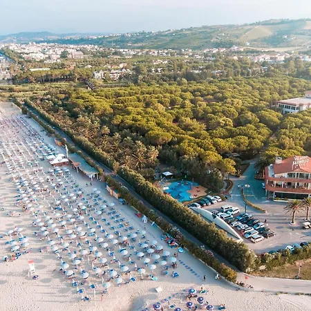 Salinello Village Dom wakacyjny