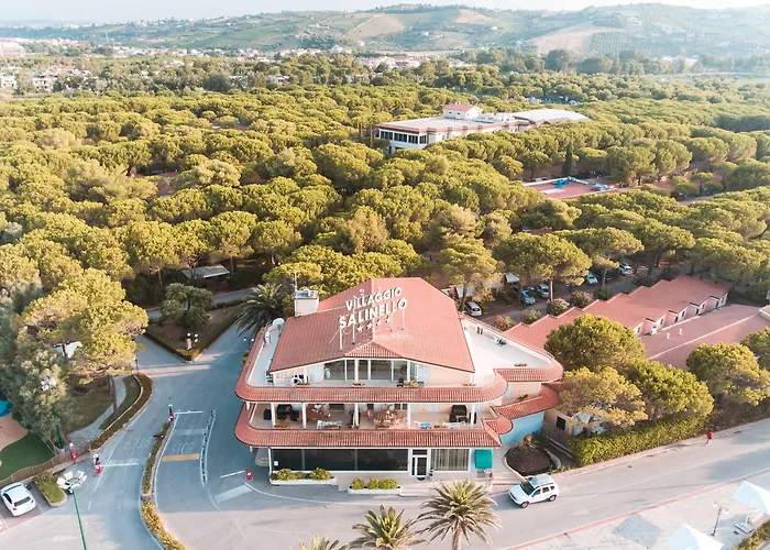 Vakantiepark Salinello Village *